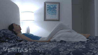 Sleeping on back for sciatica relief